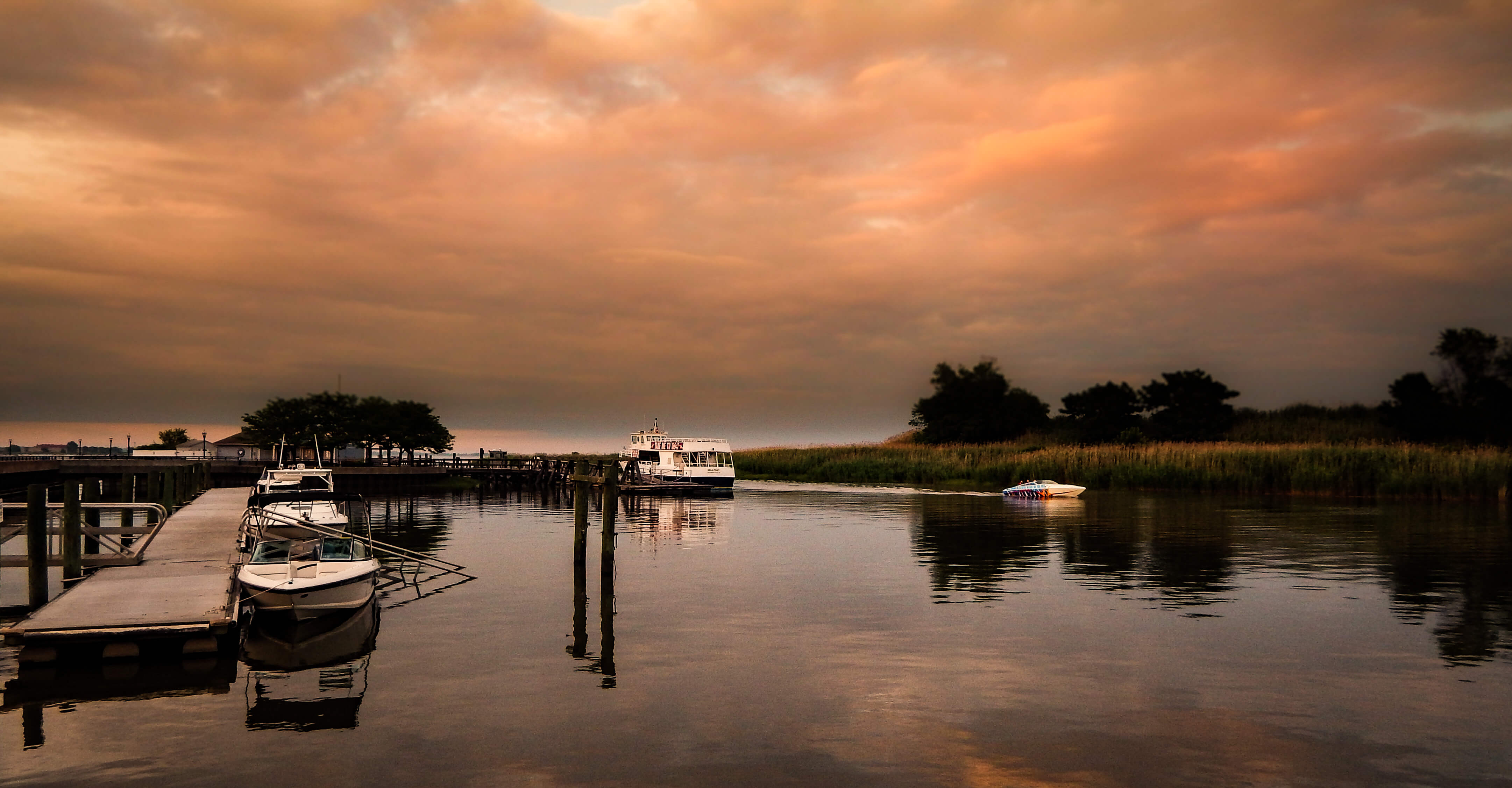 docks