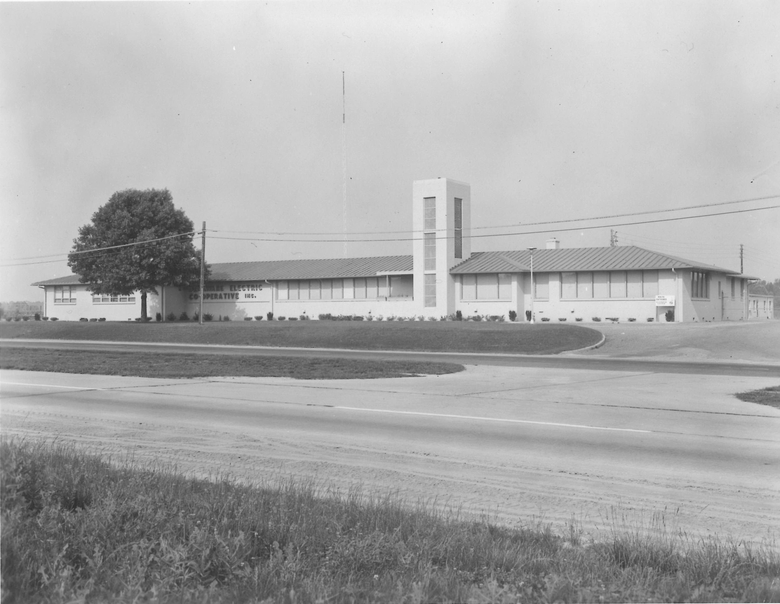 In 1954, DEC's continued growth requires it to expand its headquarters.