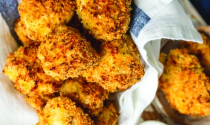 Chicken nuggets and dips