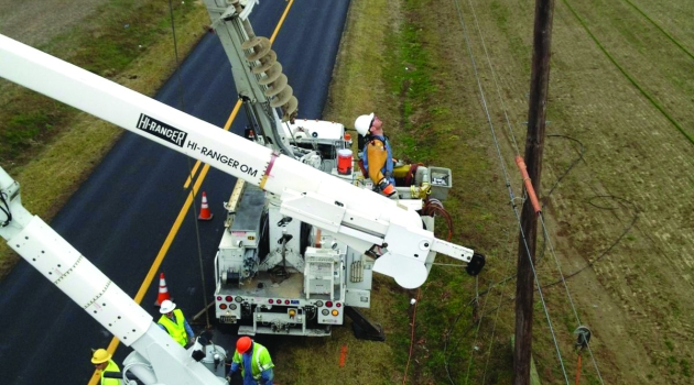 Crews in Buckets in Air
